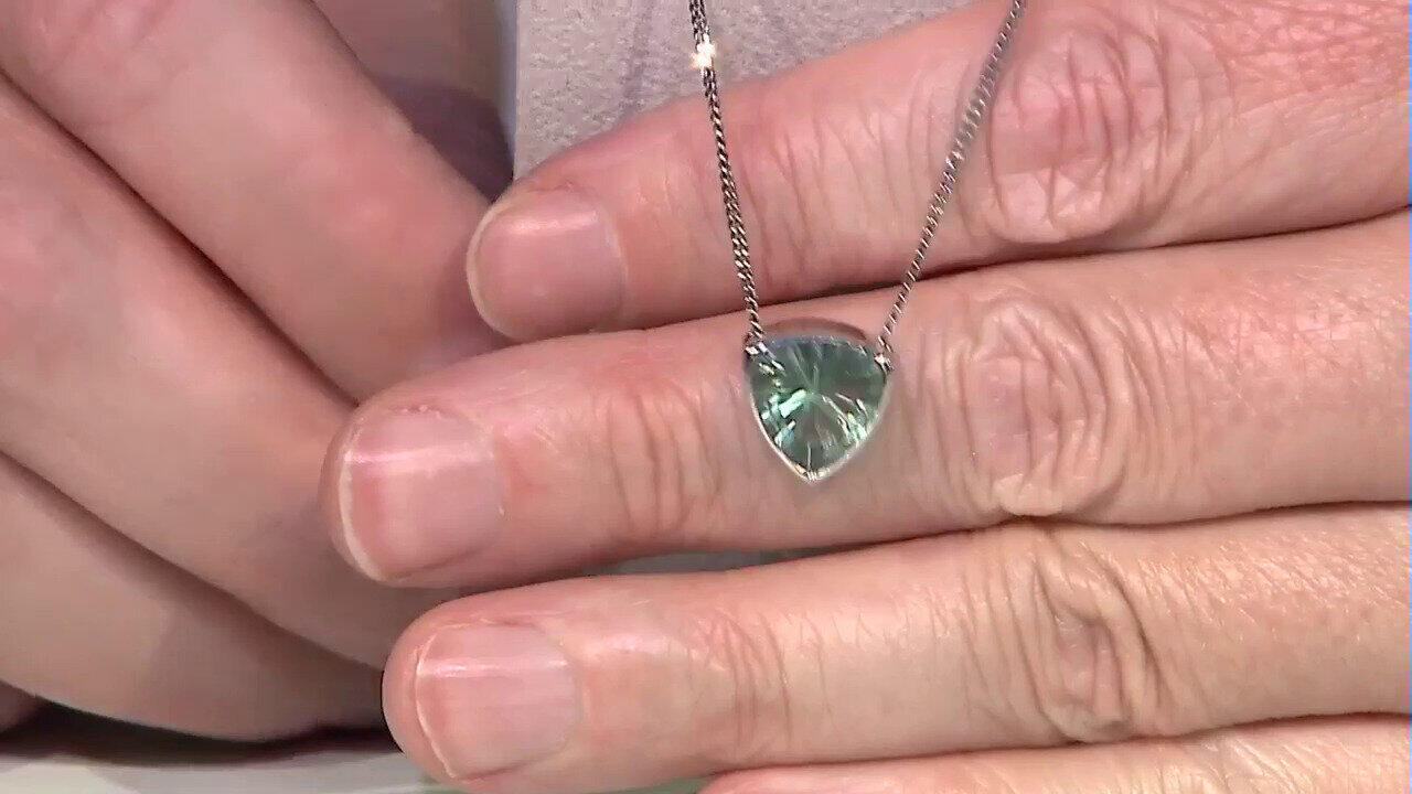 Video Zilveren hanger met een Groene Fluoriet