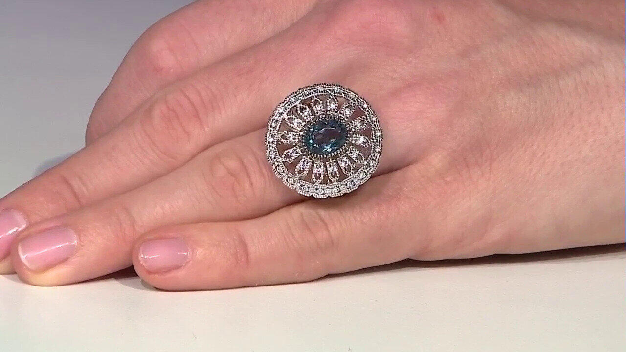 Video Zilveren ring met een petroleumkleur fluoriet (Gems en Vogue)