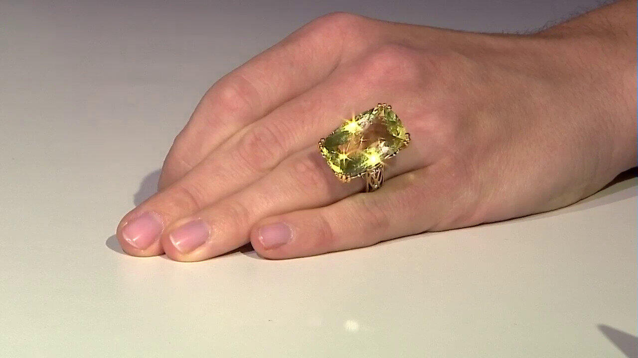 Video Ouro Verde Quartz Silver Ring (Gems en Vogue)