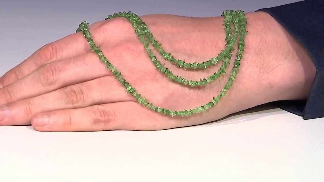 Video Collier en argent et Tsavorite de Tanzanie