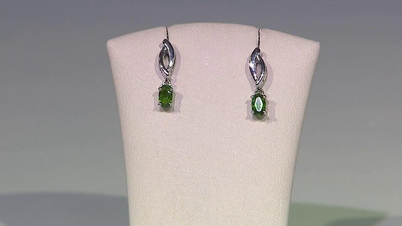 Video Zilveren oorbellen met Russische diopsiedstenen