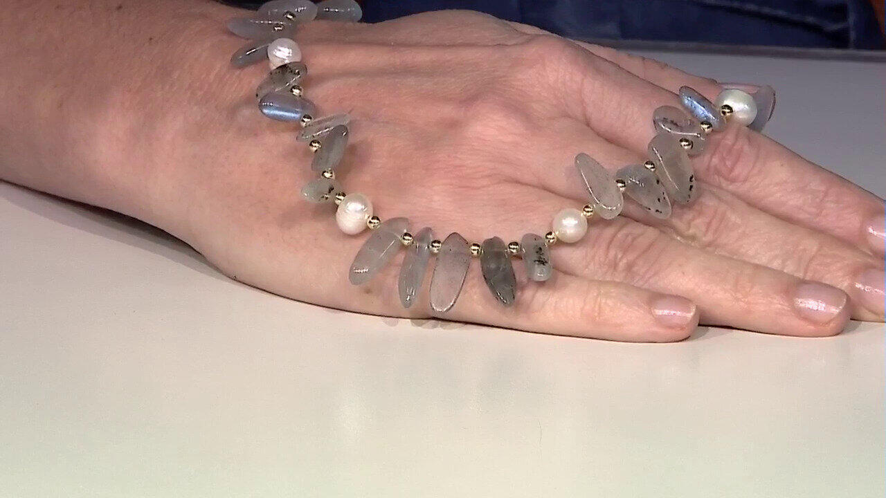 Video Collana in argento con Labradorite (Riya)