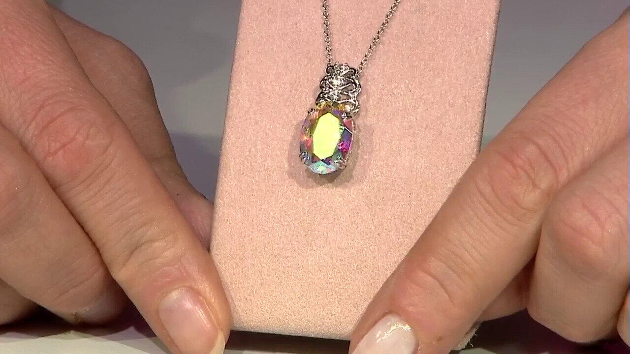 Video Moonlight Quartz Silver Necklace