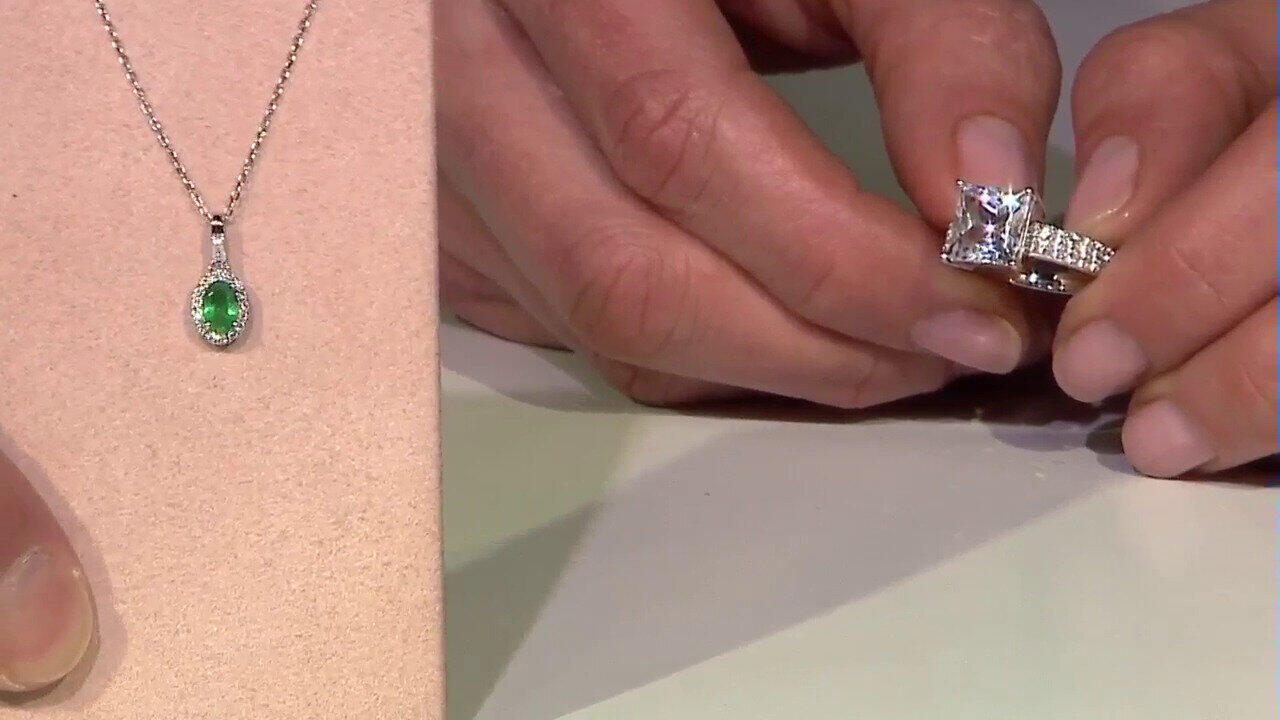 Video Anello in argento con Danburite