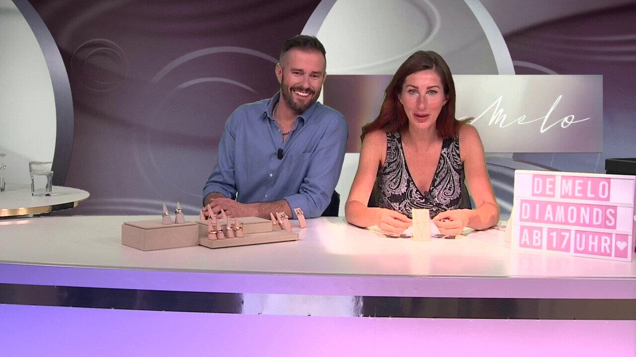 Video 9K Flawless (G) Diamond Gold Necklace (de Melo)