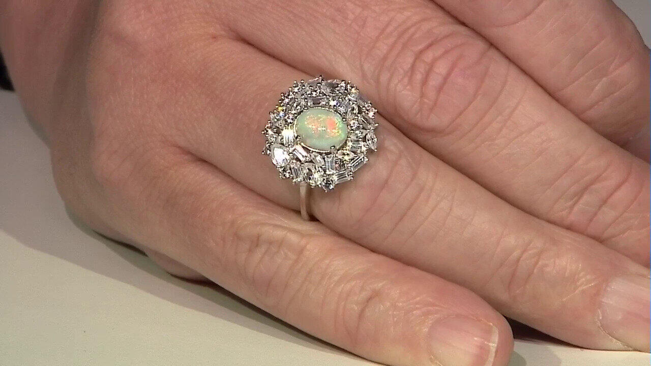 Video Anello in argento con Opale Australiano