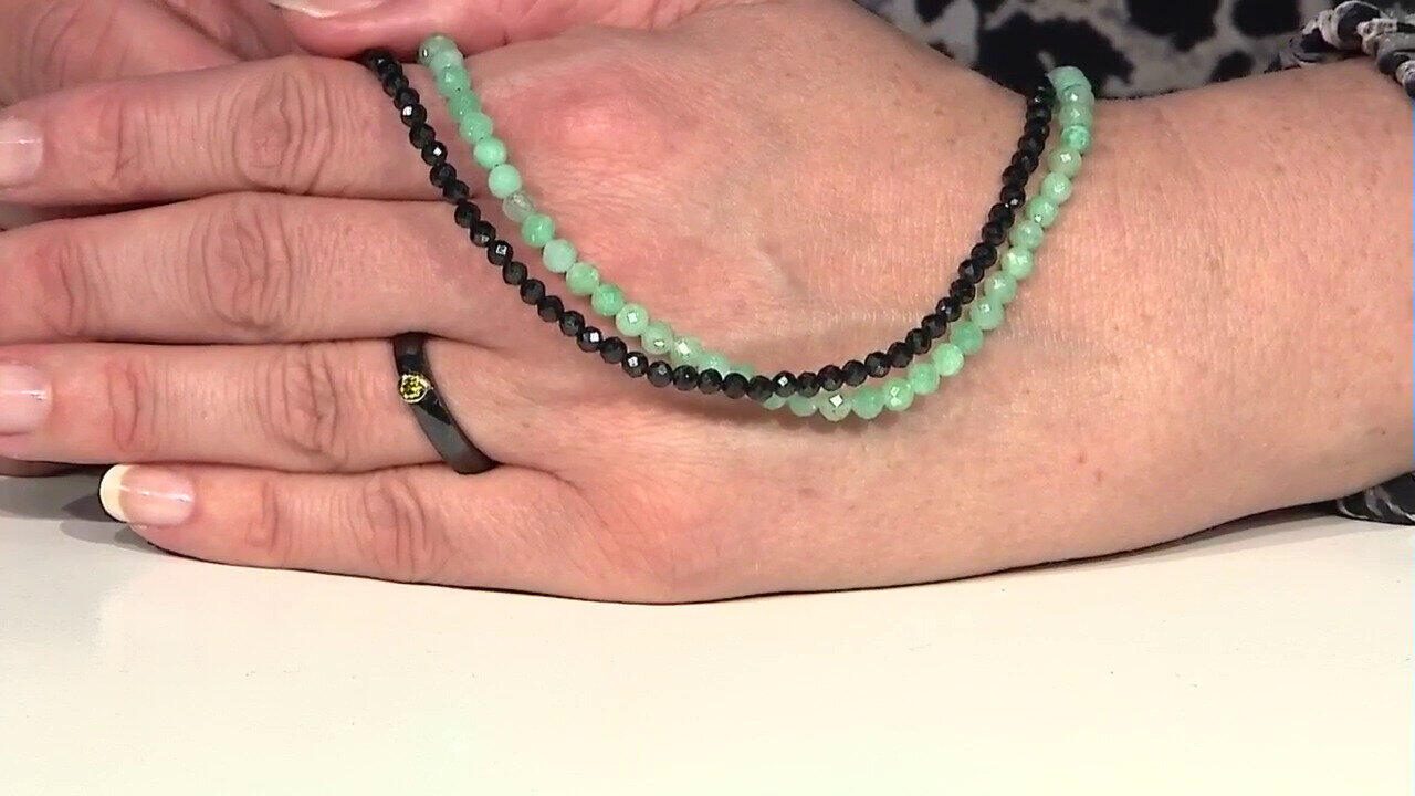 Video Zilveren oorbellen met Mozambique granaten