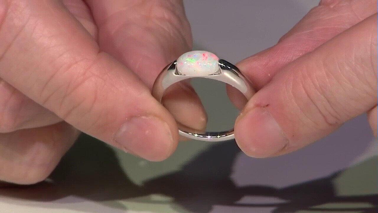 Video Anillo en plata con Ópalo de Welo (de Melo)