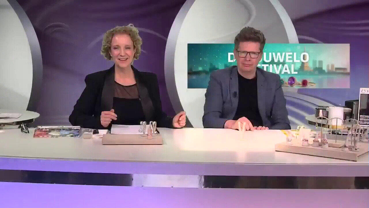 Video Pinkfarbener Chalzedon-Silberohrringe (KM by Juwelo)