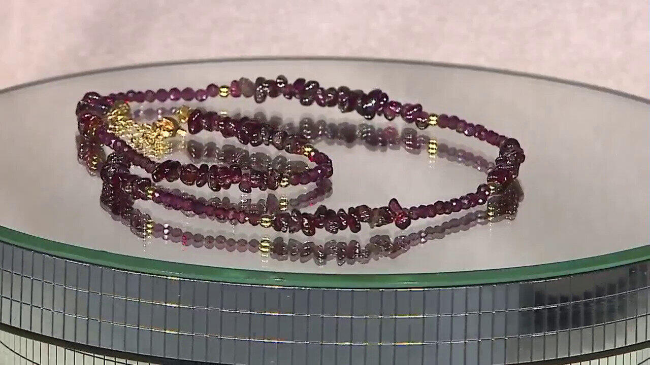 Video Collana in argento con Granato Mozambico