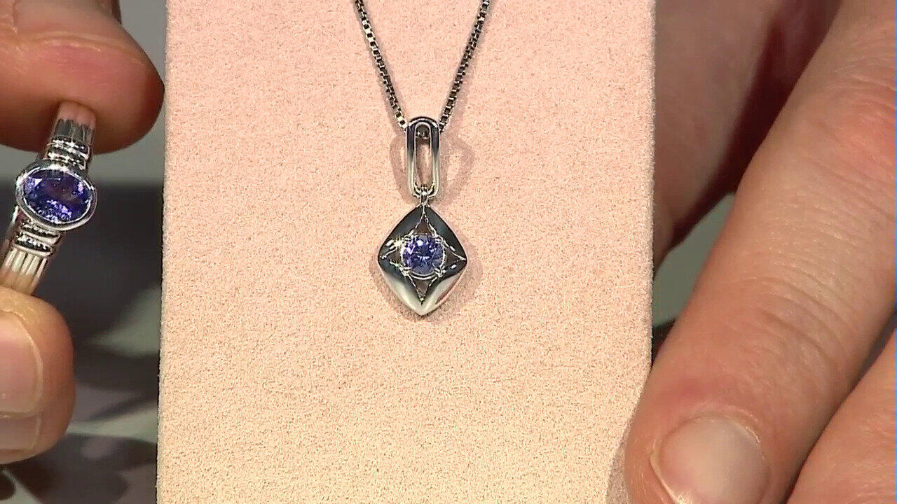 Visualizza l‘ultima asta di gioielli in Tv