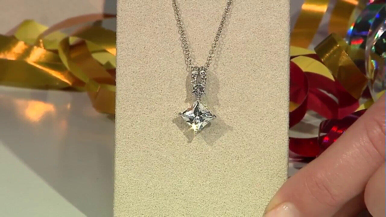 Voir l’enchère du bijou