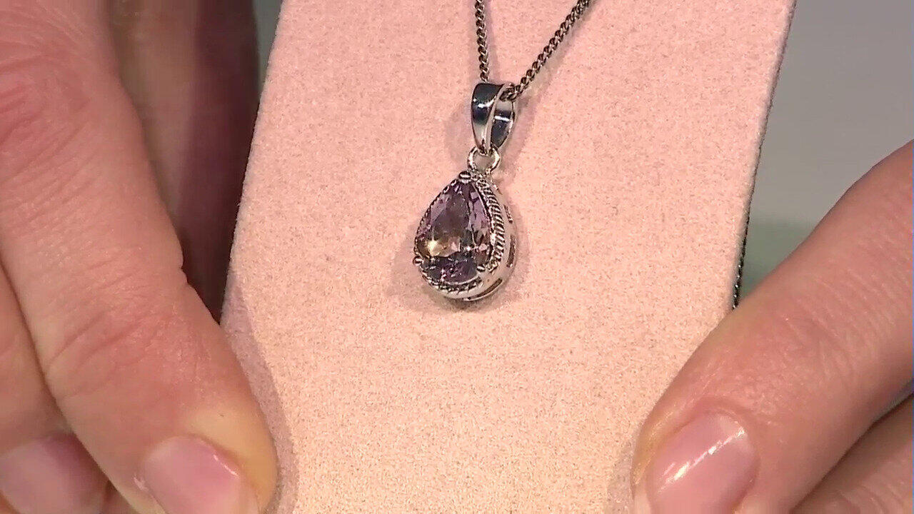 Voir l’enchère du bijou