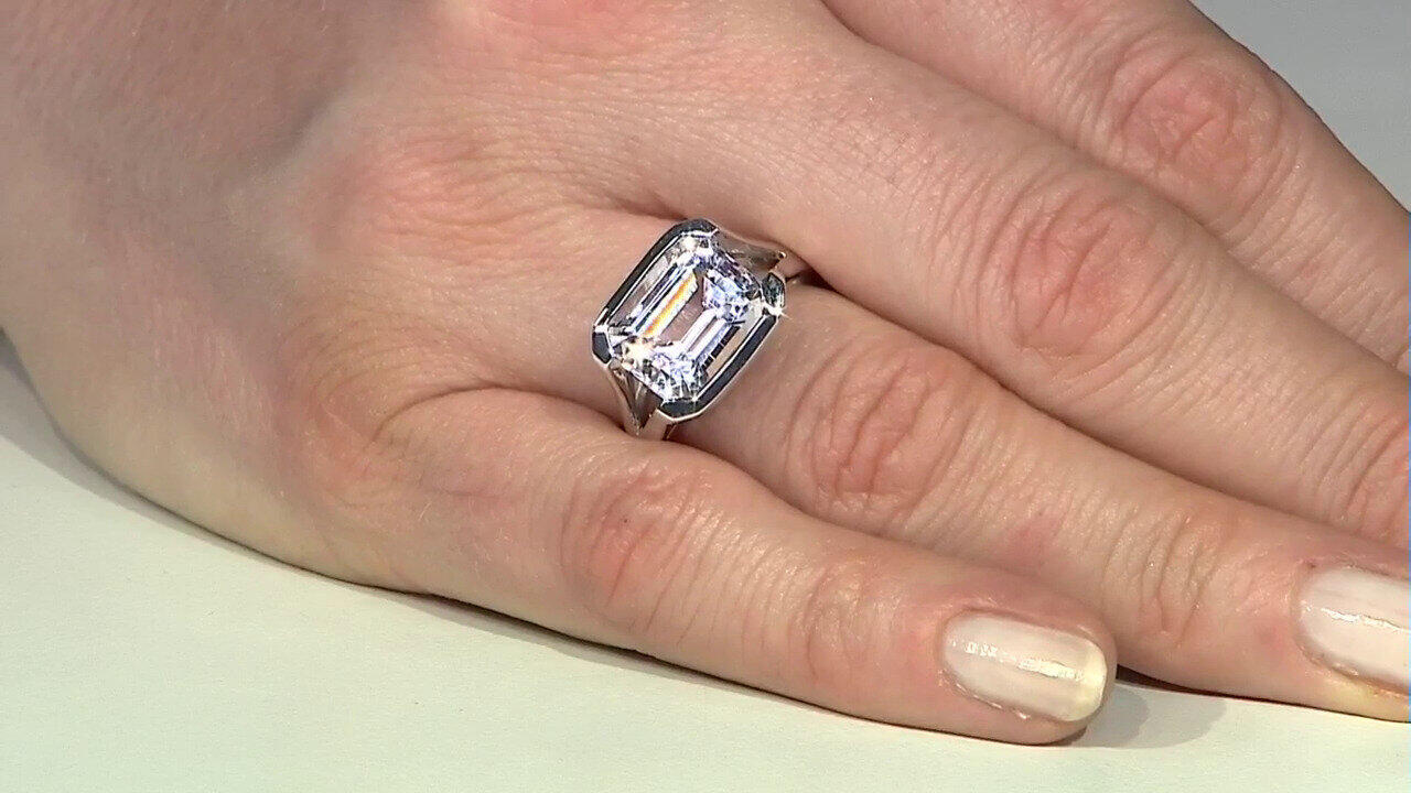 Voir l’enchère du bijou