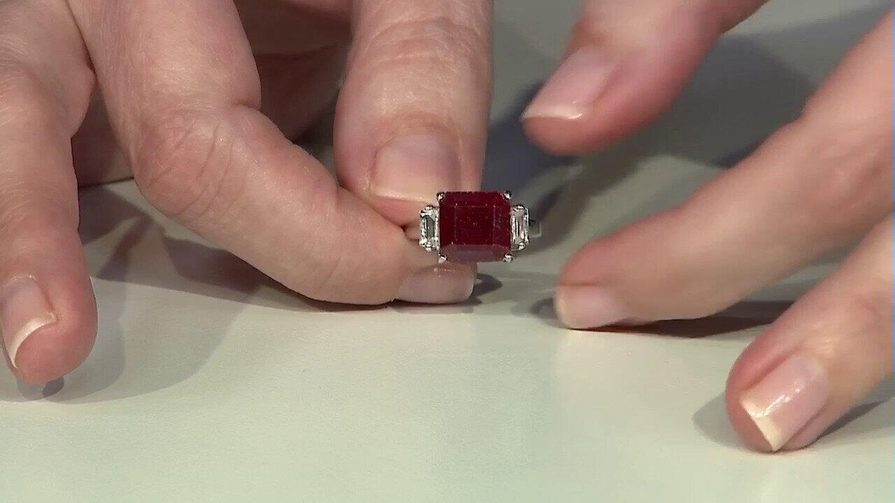 Visualizza l‘ultima asta di gioielli in Tv