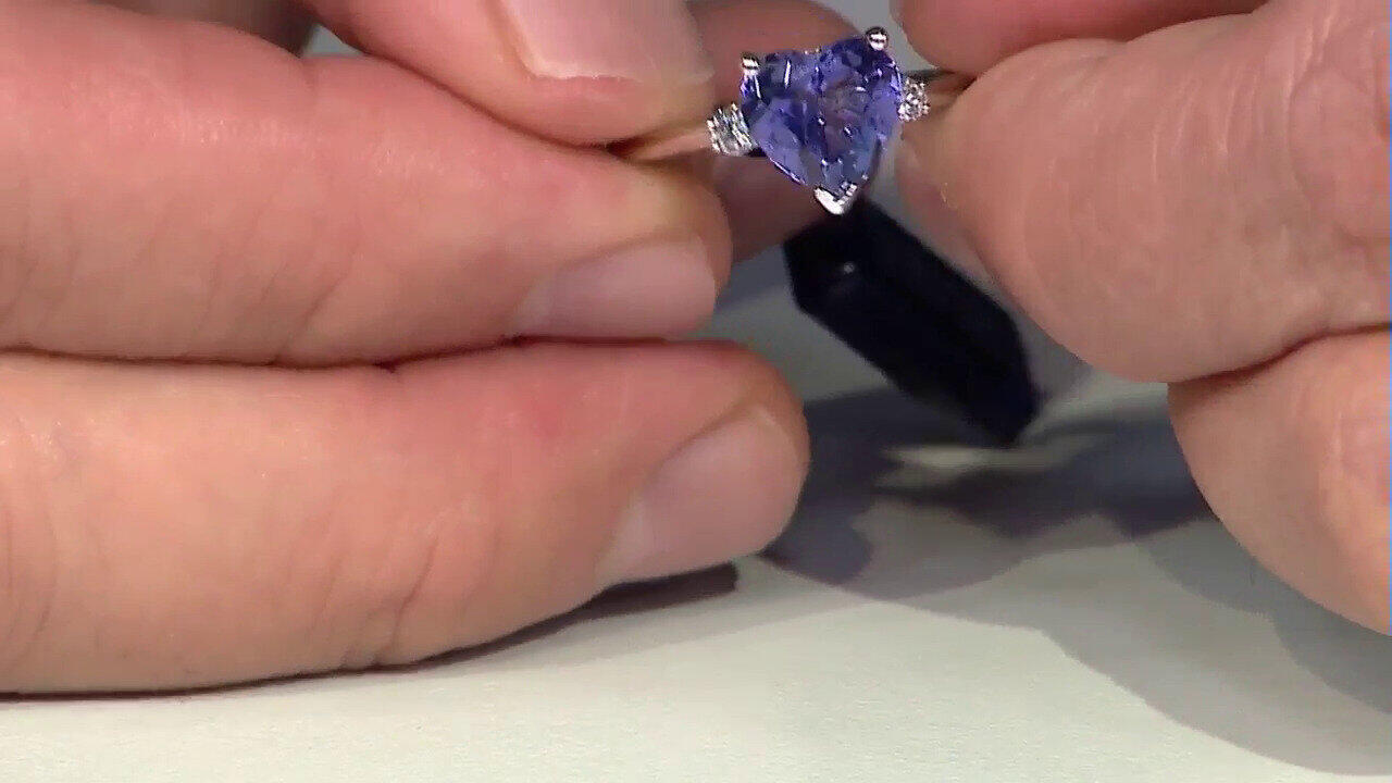 Visualizza l‘ultima asta di gioielli in Tv