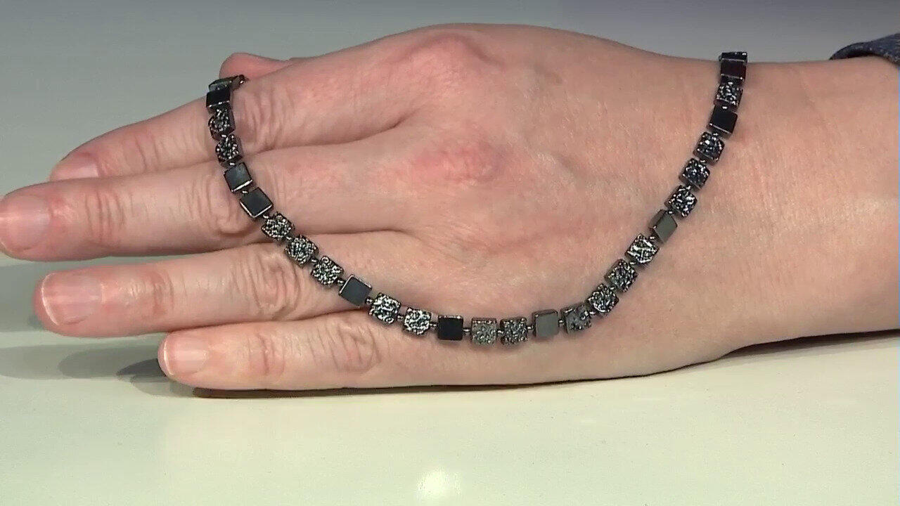 Visualizza l‘ultima asta di gioielli in Tv