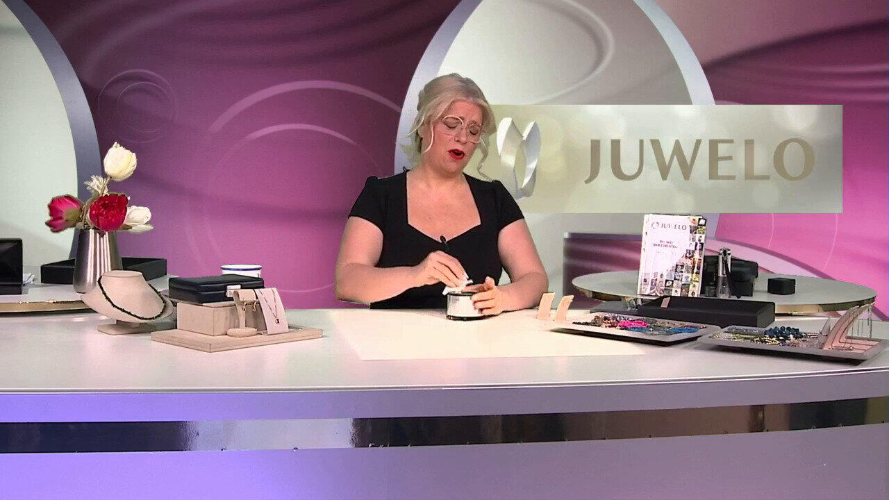 Visualizza l‘ultima asta di gioielli in Tv