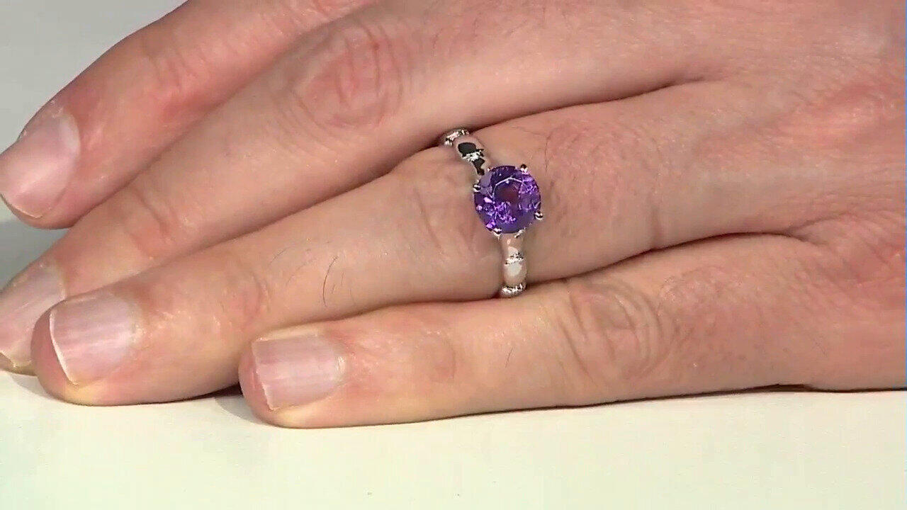 Voir l’enchère du bijou