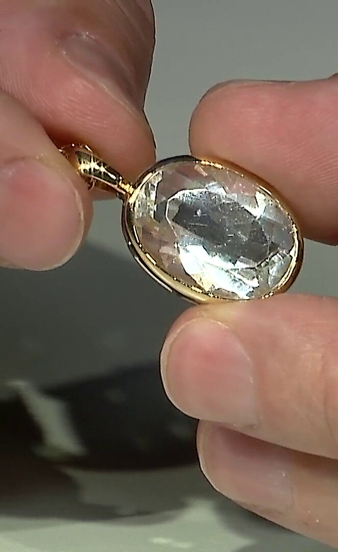 Voir l’enchère du bijou