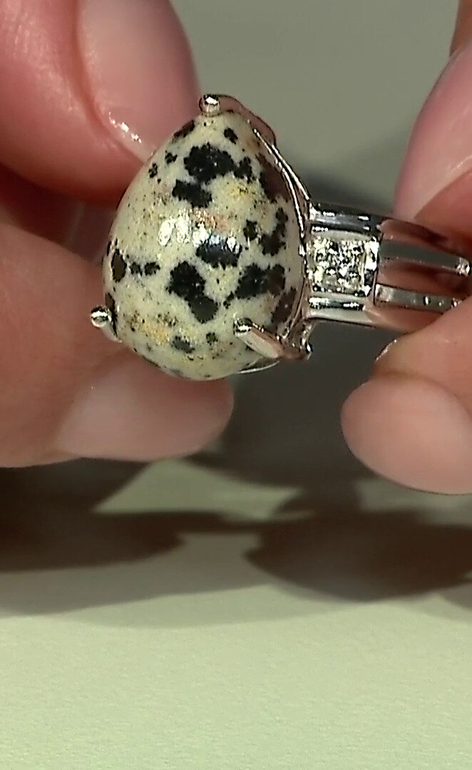 Visualizza l‘ultima asta di gioielli in Tv