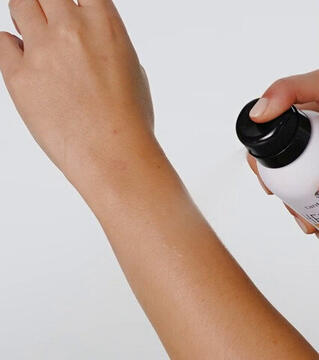 HELIOCARE® 360° Invisible Spray LSF 50+