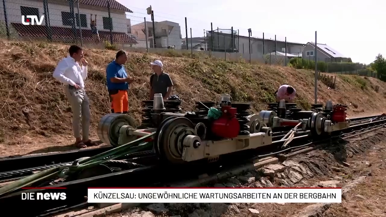 Künzelsau: Bergbahn für Wartung aus Schienen gehoben